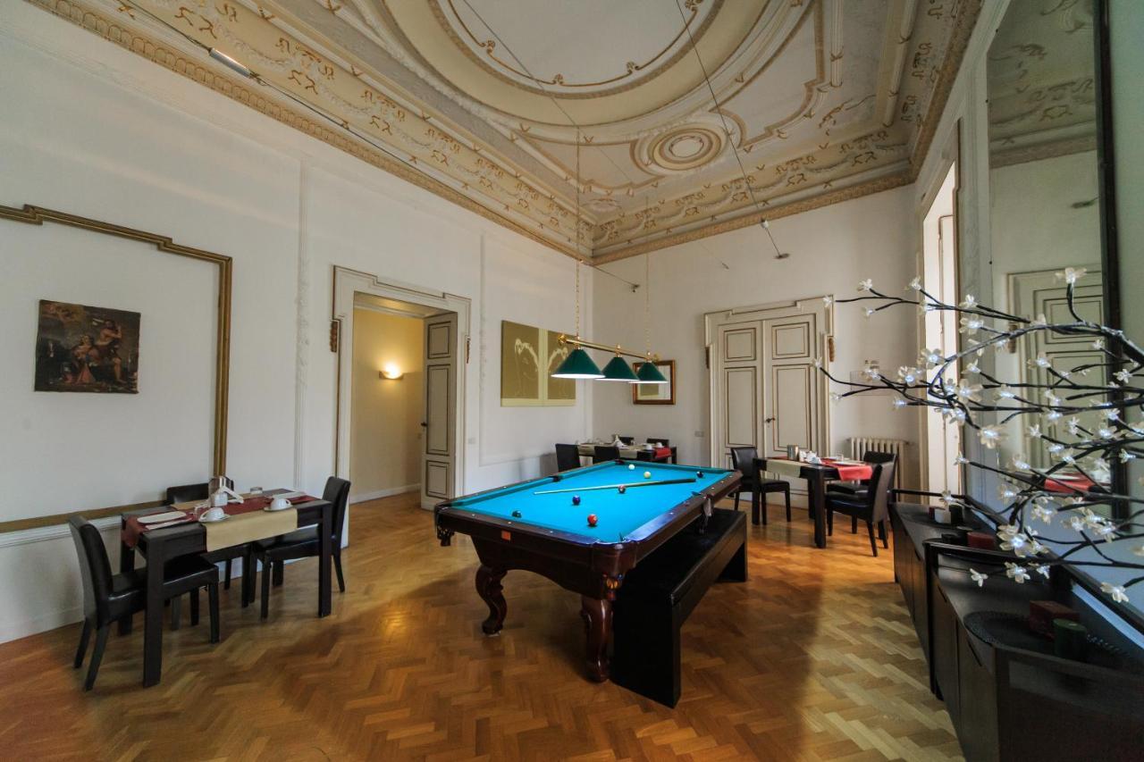 Spaccanapoli Comfort Suites Экстерьер фото