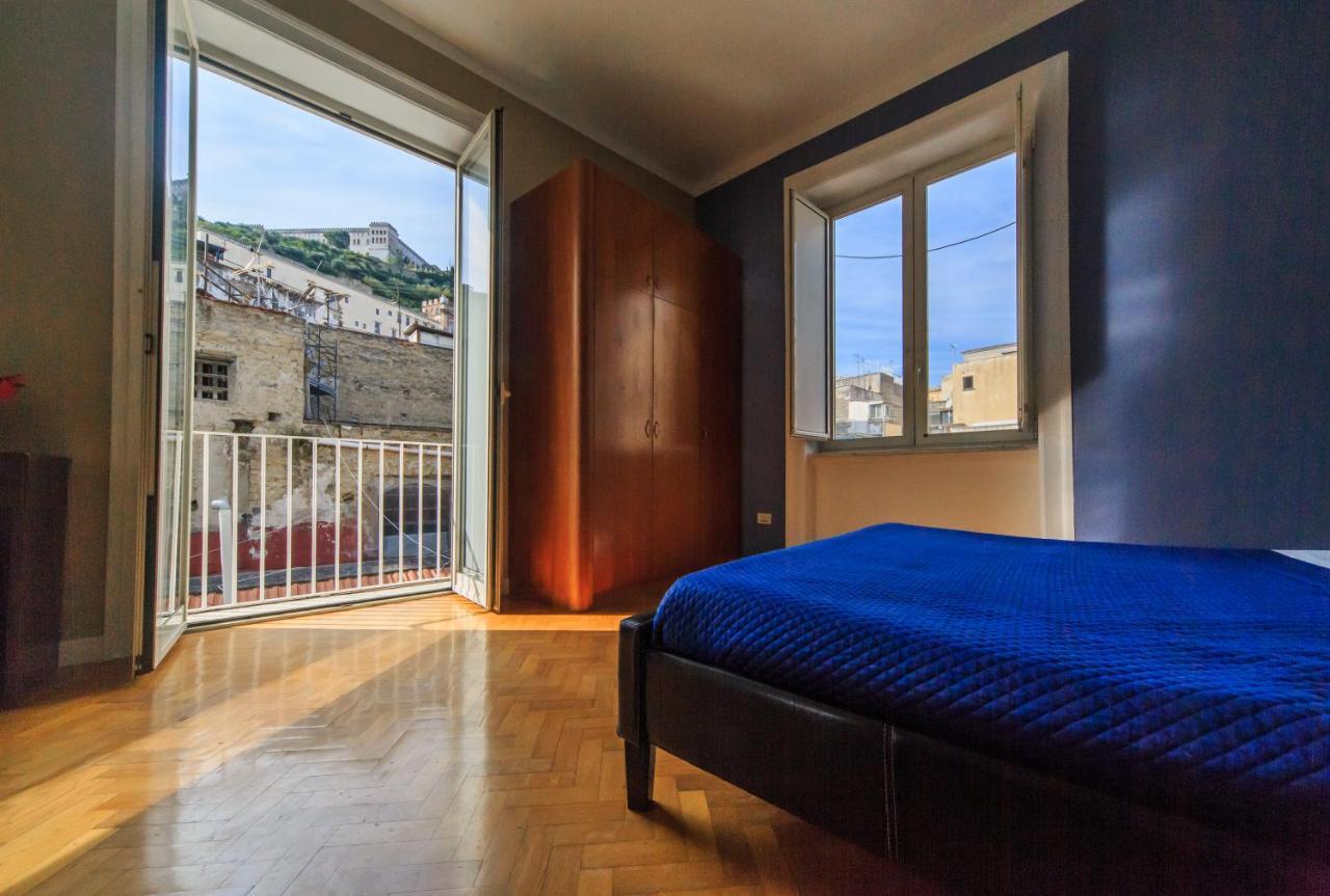Spaccanapoli Comfort Suites Экстерьер фото